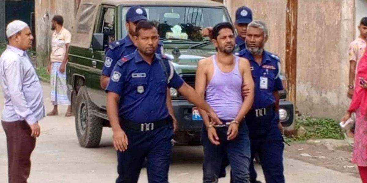 টেন্ডার জমা দিতে বাধা, যুবদল নেতা আটক