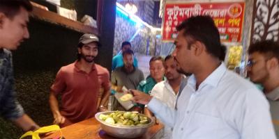 কুটুমবাড়ি রেস্তোরাঁয় পোকাসহ বেগুন রান্না