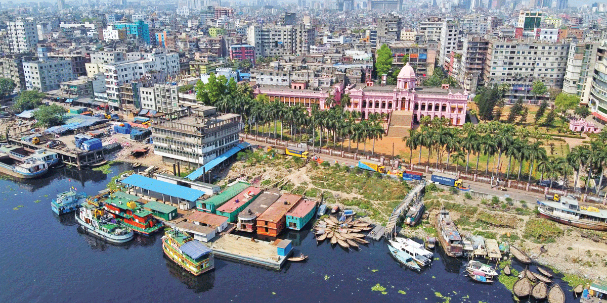 ঐতিহ্যবাহী আহসান মঞ্জিল