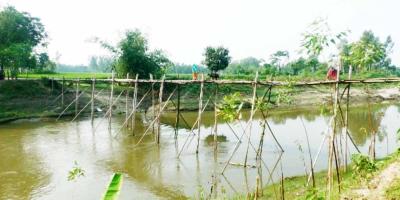 ৫৩ বছরেও হয়নি স্থায়ী সেতু