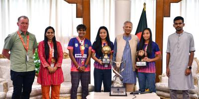 নারী ফুটবলারদের ওপর প্রধান উপদেষ্টার ছায়া