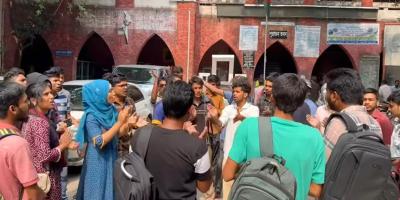 স্বতন্ত্র বিশ্ববিদ্যালয় দাবি না মানলে নতুন কর্মসূচি ঘোষণা