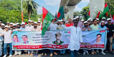 জিয়ার সমাধিতে যুবদল নেতা আইয়ুবের শ্রদ্ধা