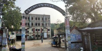 তিন সপ্তাহ ধরে নেই খাবার পানি