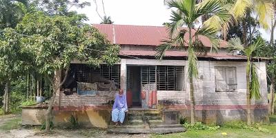 পুরো গ্রামের জনসংখ্যা মাত্র ৪ জন!