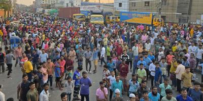 গাজীপুরে প্রত্যাহারের পর আবারও মহাসড়ক অবরোধ