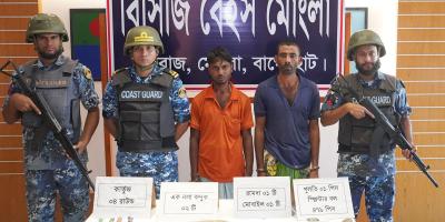 বাগেরহাটে অস্ত্রসহ জলদস্যু বাহিনীর প্রধান গ্রেপ্তার