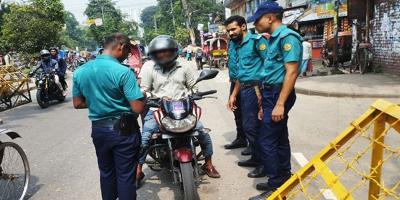 ট্রাফিক আইন অমান্যে জরিমানা ৭০ লাখ, মামলা ১৯০৫