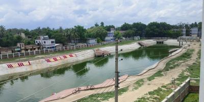 গড়পুকুরের সৌন্দর্যবর্ধন অনিশ্চিত