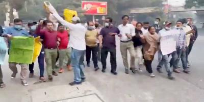 রাজধানীর রমনায় আওয়ামী লীগের বিক্ষোভ মিছিল