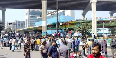রিকশাচালকদের রেলপথ অবরোধ, ট্রেন যোগাযোগ বন্ধ