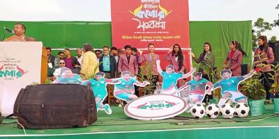 সংবর্ধনা পেলেন কলসিন্দুরের ৬ নারী ফুটবলার