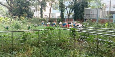মানিকগঞ্জে একটিই পার্ক, তাও জরাজীর্ণ