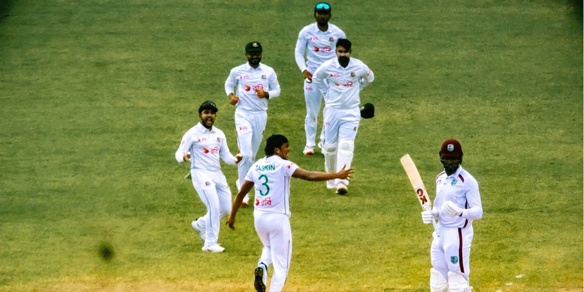 বাংলাদেশকে উদ্ধার করবে কে?