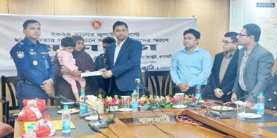 ঝালকাঠিতে ছাত্র আন্দোলনে আহত ও শহিদদের স্মরণসভা