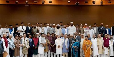 একতাবদ্ধ থাকার অঙ্গীকার রাজনৈতিক দলগুলোর