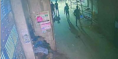 জুয়া খেলায় বাধা দেওয়ায় কর্মচারীর হাতে মালিক খুন