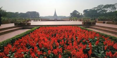 বর্ণিল সাজে জাতীয় স্মৃতিসৌধ