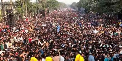 ওপেন কনসার্টে বিজয়ের গানে গানে উচ্ছ্বসিত দর্শক