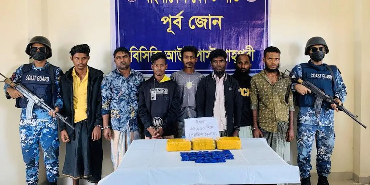 টেকনাফে ৩৫ হাজার ইয়াবাসহ আটক ৭