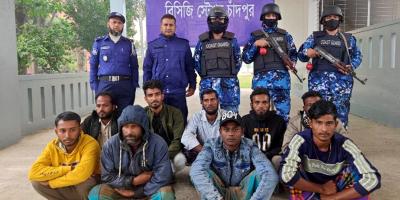মেঘনায় ২টি বাল্কডেহসহ ৯ দুস্কৃতিকারী আটক