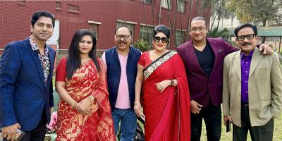 বিটিভির ‘হীরকজয়ন্তী’তে গাইলেন তারা