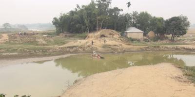সাত মাসেও মেরামত হয়নি খোয়াই নদীর বাঁধ