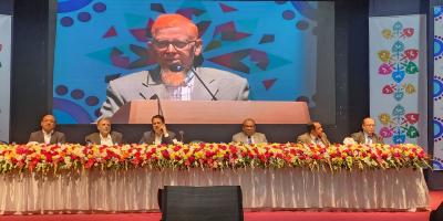 জনপ্রশাসন সংস্কার কমিশন প্রধানের পদত্যাগ দাবি