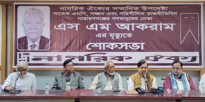 জনগণ এখন পরিবর্তিত রাজনৈতিক দল চায়: মান্না
