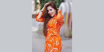 সিনেমার গানে বেলী