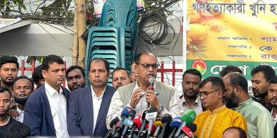 নির্বাচন আটকে দেশকে ভিন্ন পথে নিতে চায় বিশেষ মহল: দুদু