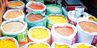 খাতুনগঞ্জে এবার নিম্নমুখী ডালের বাজার