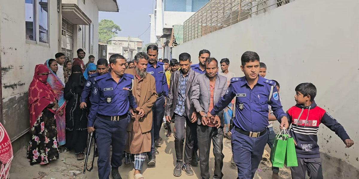 শ্রীপুরে মিলেনি ঢালাইয়ের নিচে নারীর মরদেহ, ফের অভিযানে পুলিশ