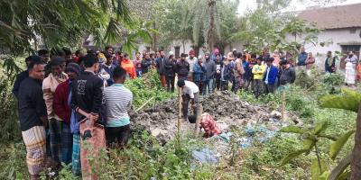 গাজীপুরে বৈষম্যবিরোধী ছাত্র আন্দোলনে নিহত হৃদয়ের মরদেহ উত্তোলন
