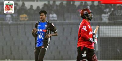 টস জিতে ফিল্ডিংয়ে রংপুর