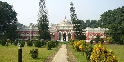 স্থাপত্যকলার অপরূপ নিদর্শন উত্তরা গণভবন