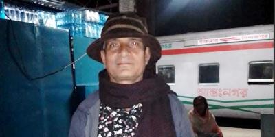 পোস্টিং লালমনিরহাটে, চাকরি করেন দিনাজপুরে