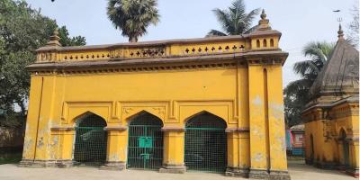 কালীগঞ্জে মন্দির থেকে মূর্তি-স্বর্ণালংকার চুরি