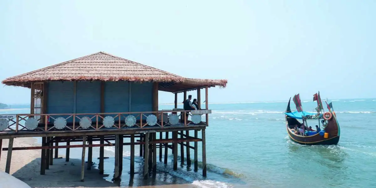 প্রকৃতির মায়ায় মারমেইড বিচ রিসোর্ট