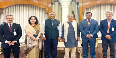 প্রধান উপদেষ্টার সঙ্গে ঢাবি উপাচার্যের সাক্ষাৎ