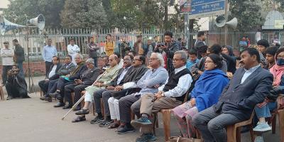 পাঠ্যবইয়ে ‘আদিবাসী’ শব্দযুক্ত গ্রাফিতি পুনর্বহালের দাবি