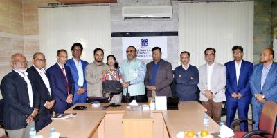 জুলাই স্মৃতি সংগ্রহশালায় মুগ্ধ-ফাইয়াজের ব্যবহৃত জিনিসপত্র হস্তান্তর