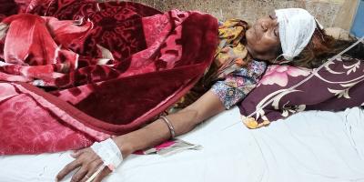 মাদারগঞ্জে পুলিশ সদস্য ভাতিজার বিরুদ্ধে চাচিকে মারধরের অভিযোগ