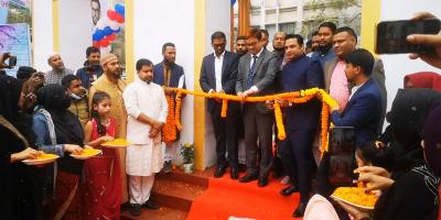 নরসিংদী চেম্বারের উদ্যোগে মাসব্যাপী বাণিজ্য মেলার উদ্বোধন