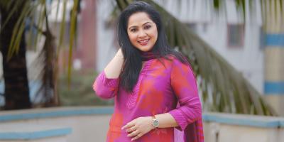 অভিনয়ে ২৫ পূর্ণ করলেন নাদিয়া