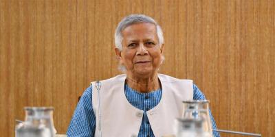 দেশে ফিরলেন প্রধান উপদেষ্টা