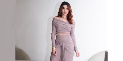 চরিত্রে সচেতন সামান্থা