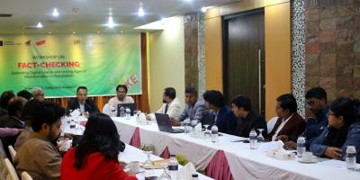 সাংবাদিকদের তথ্য যাচাইয়ের দক্ষতা বৃদ্ধিতে ফ্যাক্ট-চেকিং কর্মশালা