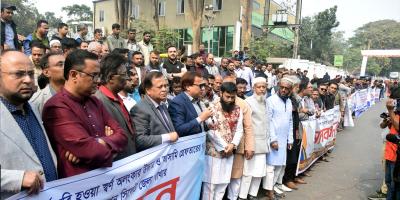 স্বর্ণ উদ্ধারে পুলিশকে আরও এক সপ্তাহ সময় ব্যবসায়ীদের