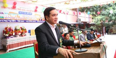সিদ্ধেশ্বরী উচ্চ বালিকা বিদ্যালয়ে তারুণ্যের উৎসব অনুষ্ঠিত